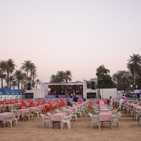 דמאן Dariya Darshan Hotel מראה חיצוני תמונה